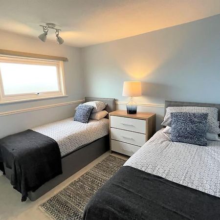 126 Hemsby Holiday Chalet, Convenient For Sandy Beach Exterior photo